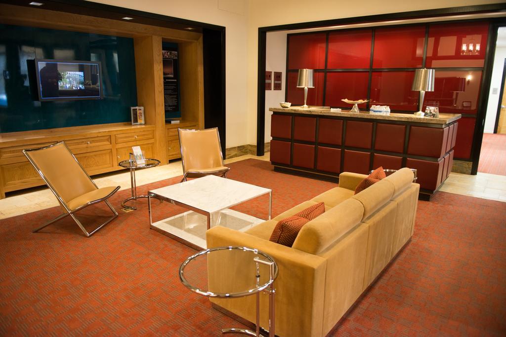 Crystal Quarters Corporate Housing At The Gramercy Arlington Rom bilde