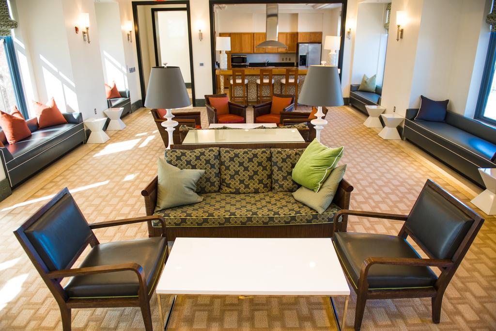 Crystal Quarters Corporate Housing At The Gramercy Arlington Rom bilde